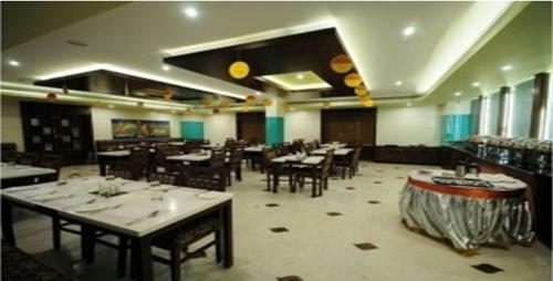 Hotel Ragavendra Residency