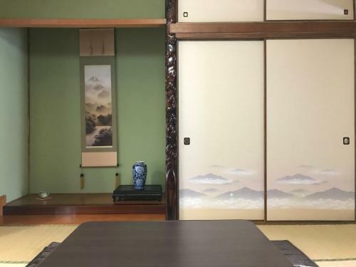 Hostal Nakaya B&B