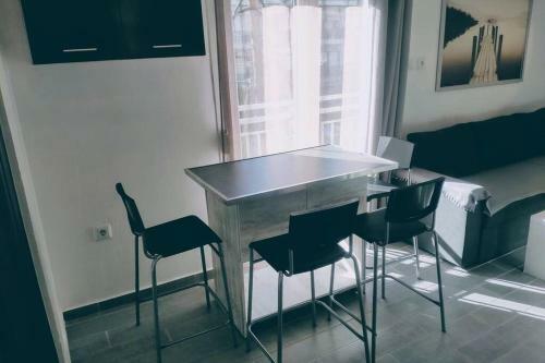 Prima Lodging - Deluxe Apartment