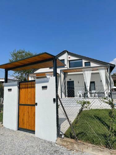 Apartamento Agora Luxury Studios & Suites