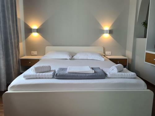 Apartamento Red Rooms Tsimiski 60