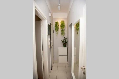 Minimal Chic Central Apartment In Thessaloniki