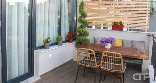 Luxury 80m2 Apartment With Balcony Downtown Thessaloniki