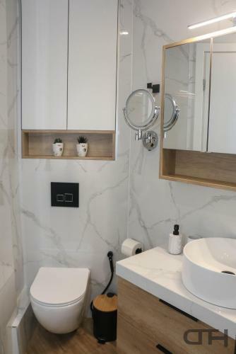 Luxury 80m2 Apartment With Balcony Downtown Thessaloniki