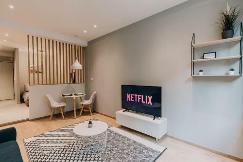 Nemea Apartments, The Luxury Suites