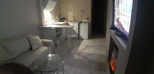 Apartments 77 ????