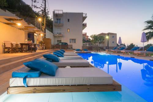 Venilia Apartments