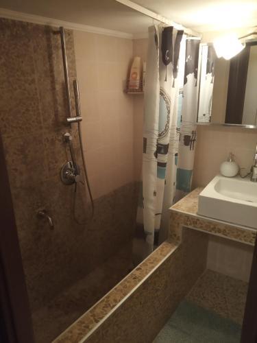 Apartamento Spacious Cosy Apt (up To 5 Guests)