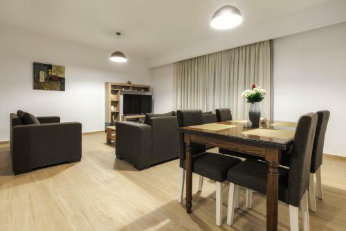 Oresteia Downtown Apartment