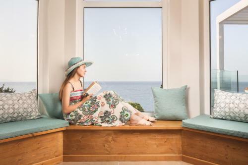 Niki's Villa - Luxury Seaview Villa!