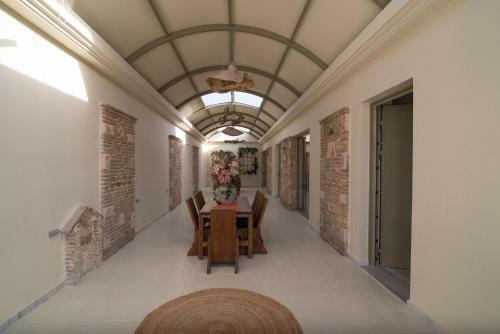Lodge Luxury Apartments