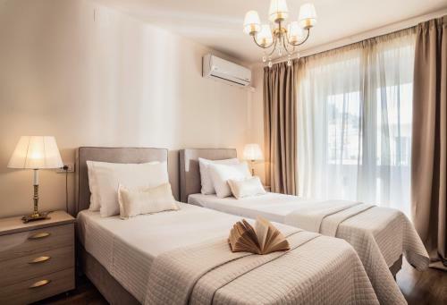 Maison Downtown Luxury Apartments!