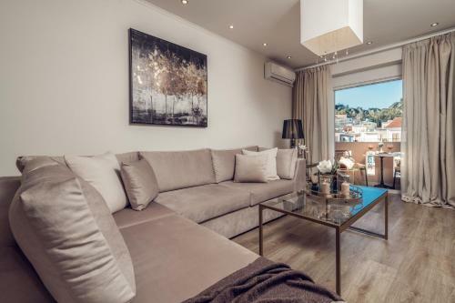 Maison Downtown Luxury Apartments!