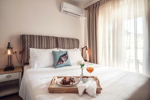 Maison Downtown Luxury Apartments!