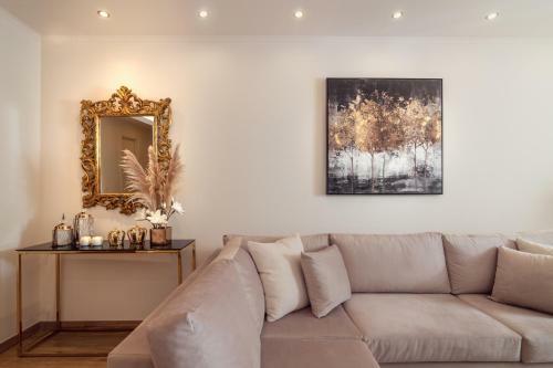 Maison Downtown Luxury Apartments!