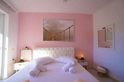 Lambros Seafront Apartments