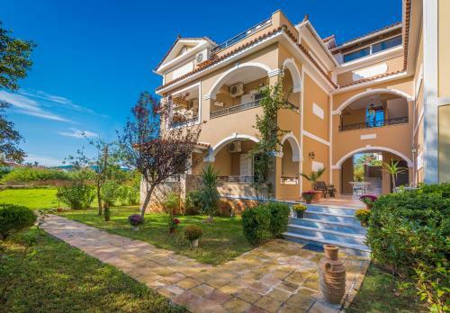 Mavra Elegant Apartments