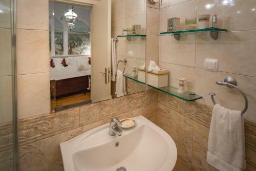 Villa Armonia City Mansion