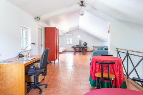 Villa Aroeira, Private Pool, Space For 8 Guests