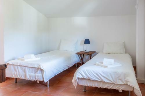 Villa Aroeira, Private Pool, Space For 8 Guests