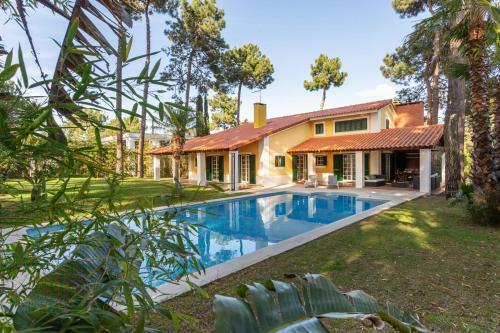Villa Aroeira, Private Pool, Space For 8 Guests