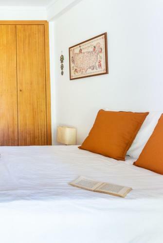 Villa Aroeira, Private Pool, Space For 8 Guests