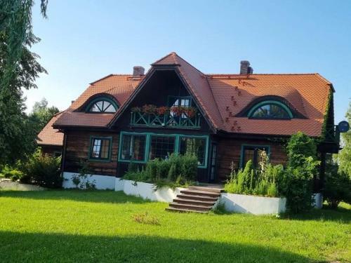 Villa Hoffmann�wka Du?y Dom Nad Jeziorem