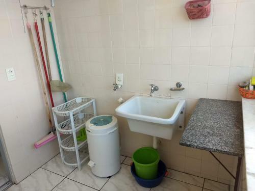 Apartamento 3q/arcond 120m Do Mar