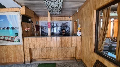 Hotel Seerat Residency