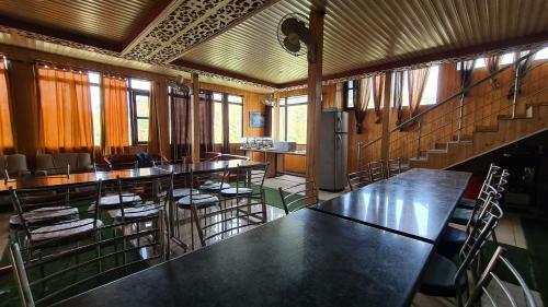 Hotel Seerat Residency