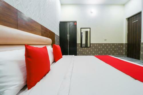 Hotel Townhouse 930 Green Island Resort