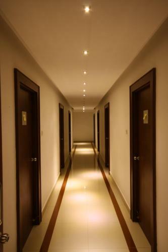 Hotel Crescent Crest Sriperumbudur