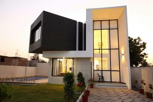 Castillo Villa