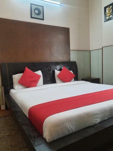 Hotel East End