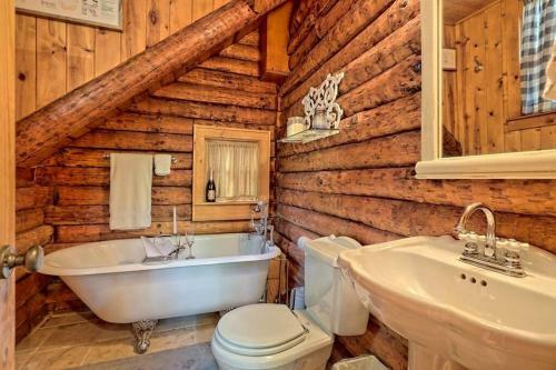 Above It All Luxury Mountain Log Cabin