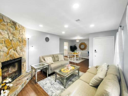 New! Renovated Home - 10 Min To Augusta Downtown!