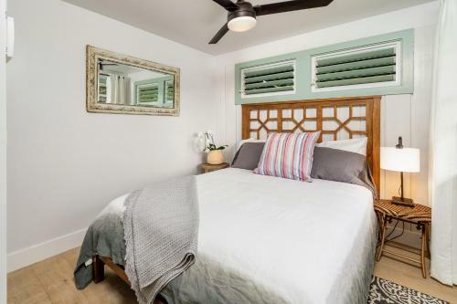 Hana Bay Oceanfront Manini Cottage Cottage
