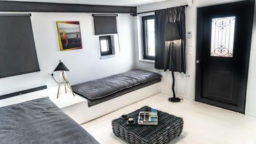 See Sea Apartments