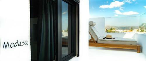 See Sea Apartments
