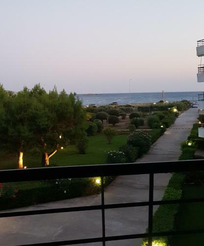 Apartamento Beachfront/lagonisi/sounio