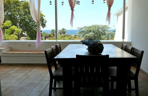 Villa Sarwnisland