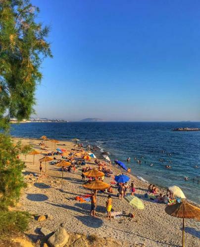 Lagonissi Summer House