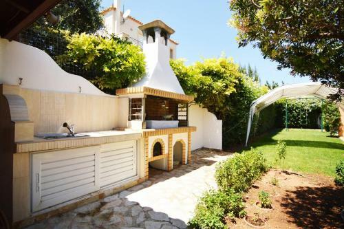 Villa Lagonisi 1