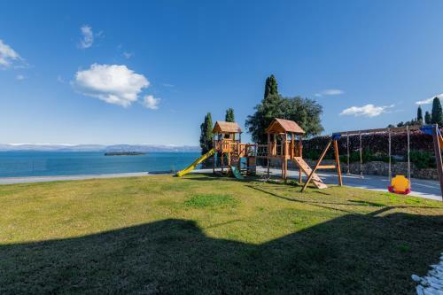 Villa Blueline