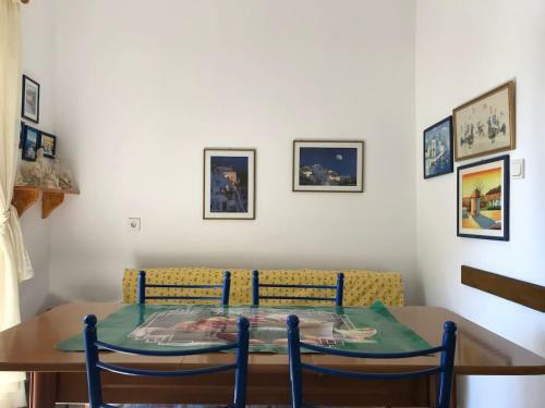 Ideal 3-floor Maisonette Next To The Sea