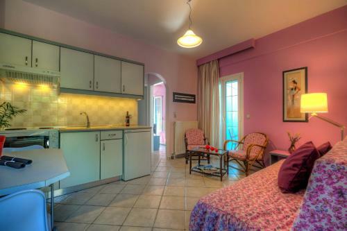 Evi Apartments
