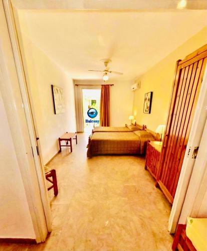 Lemon Tree Apartment