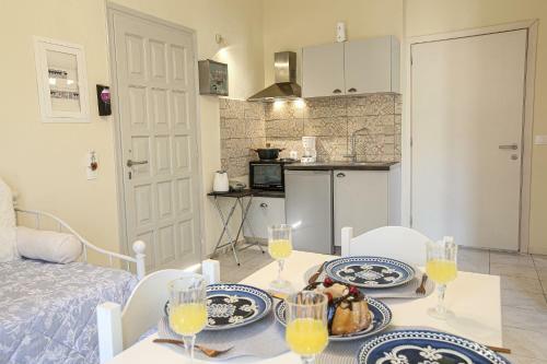 Bed & Breakfast Navigator Villas - Houses