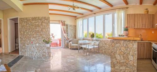 Efi Apartments
