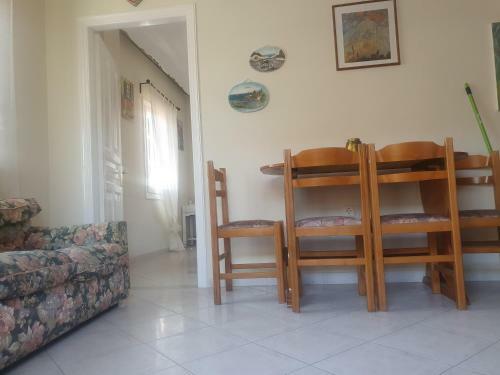 Charis Acharavi Beach Apartment